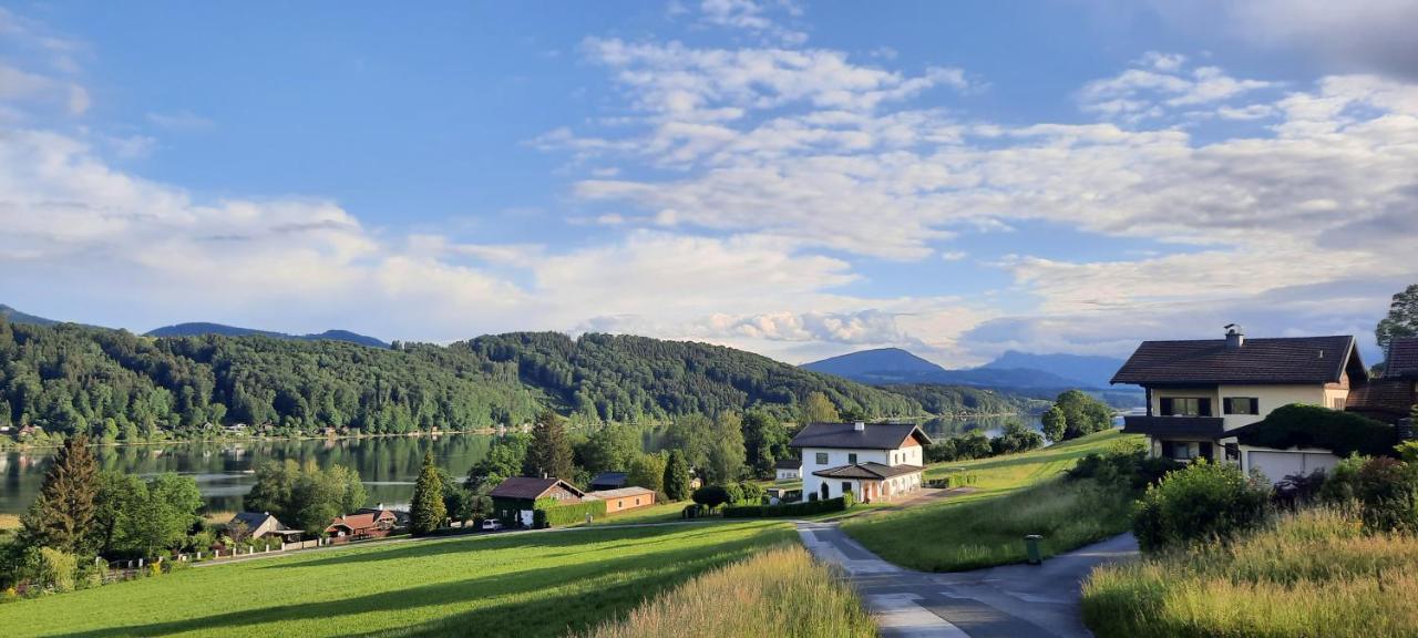 Ferienwohnung Wallersee Ноймаркт ам Валерзее Екстериор снимка